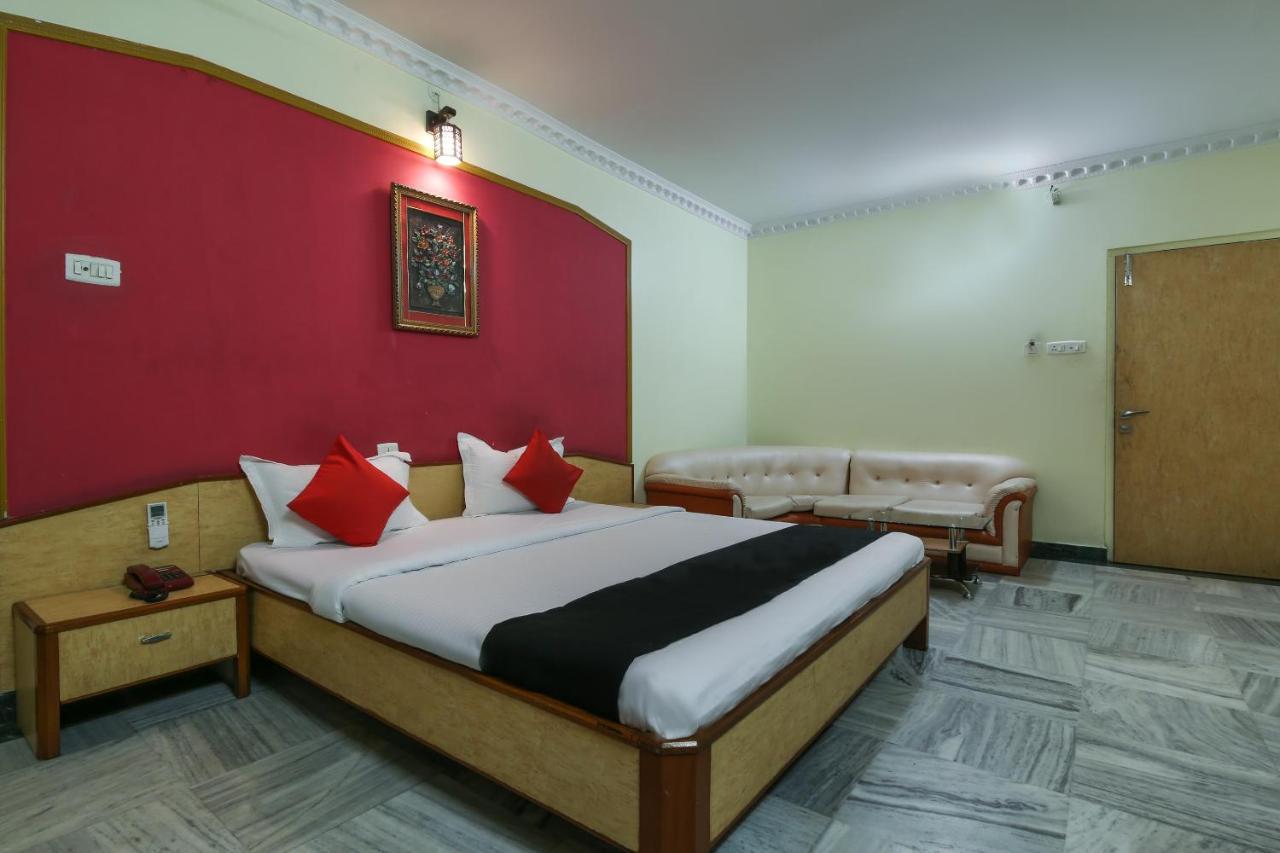 Capital O 65036 Hotel Siddhi Vinayak Dhanbād Zewnętrze zdjęcie